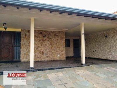 Casa, 3 quartos, 179 m² - Foto 1