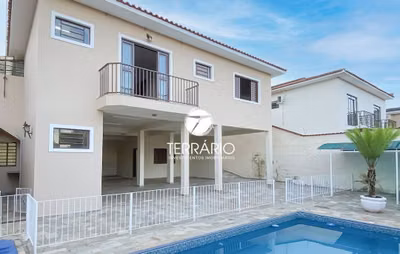 Casa, 4 quartos, 325 m² - Foto 1