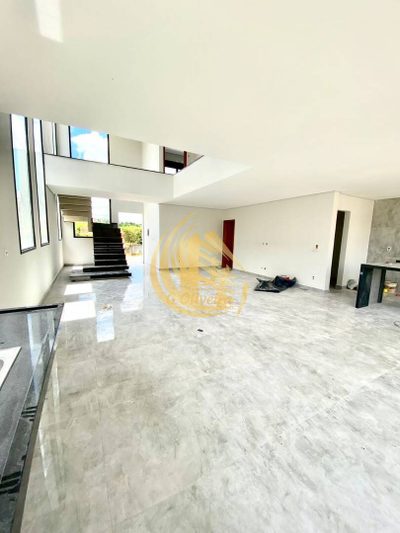 Sobrado, 3 quartos, 256 m² - Foto 3