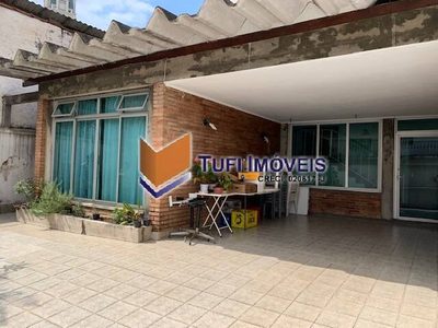 Casa, 3 quartos, 220 m² - Foto 1