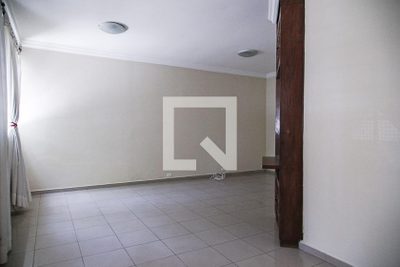 Casa, 3 quartos, 230 m² - Foto 2