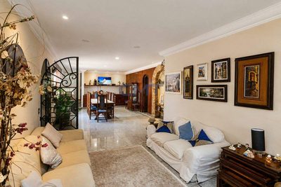 Casa, 3 quartos, 318 m² - Foto 1
