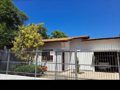 Casa, 3 quartos, 140 m² - Foto 1