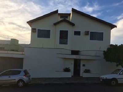 Sobrado, 4 quartos, 231 m² - Foto 1