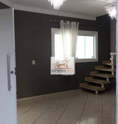 Casa, 3 quartos, 221 m² - Foto 1