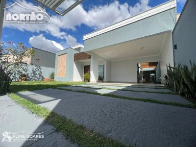 Casa, 3 quartos, 225 m² - Foto 1
