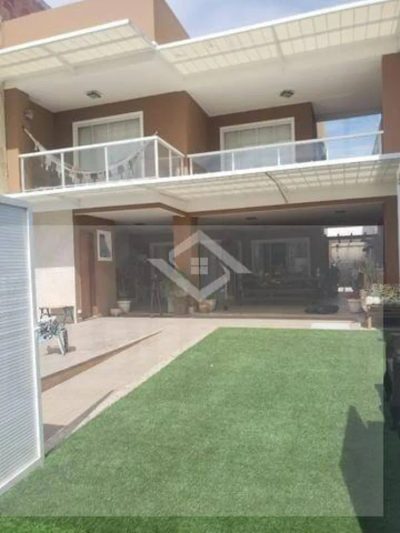 Casa, 3 quartos, 238 m² - Foto 2