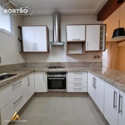 Casa, 5 quartos, 250 m² - Foto 5