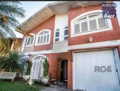 Casa, 4 quartos, 242 m² - Foto 1