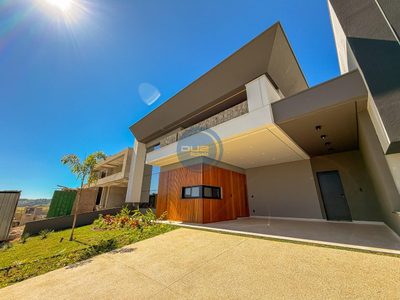 Casa, 3 quartos, 300 m² - Foto 1