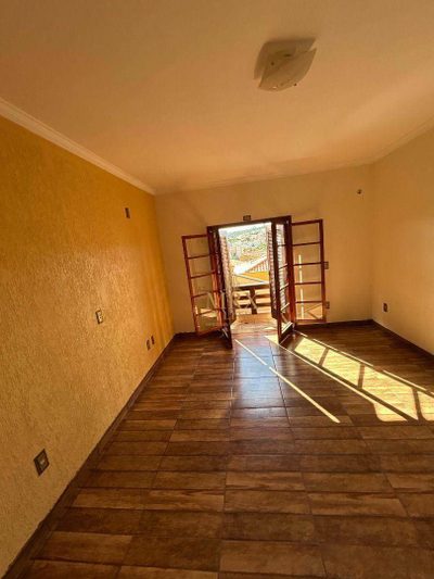 Sobrado, 4 quartos, 330 m² - Foto 3