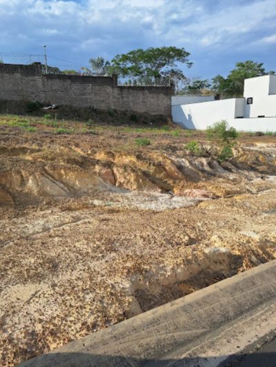 Loteamento e Condomínio, 200 m² - Foto 2
