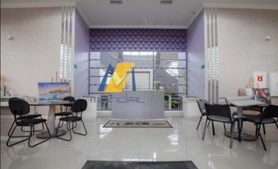 Sala-Conjunto, 1800 m² - Foto 4
