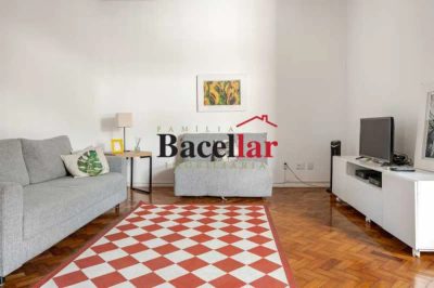 Apartamento, 2 quartos, 74 m² - Foto 2