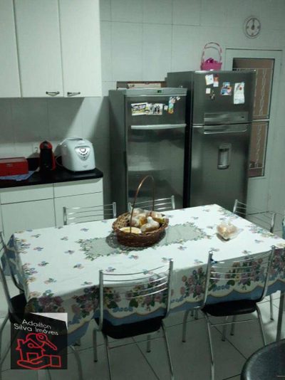 Casa, 3 quartos, 209 m² - Foto 2