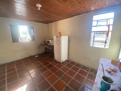 Casa, 6 quartos, 80 m² - Foto 2