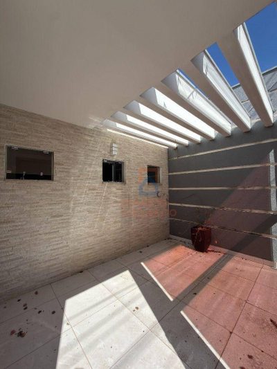 Casa, 3 quartos, 226 m² - Foto 2