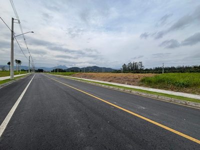 Terreno, 300 m² - Foto 1