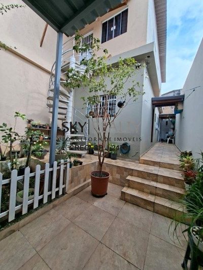 Casa, 2 quartos, 80 m² - Foto 1
