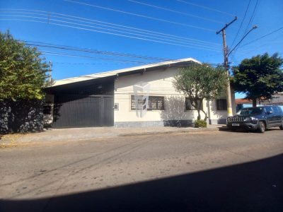 Casa, 2 quartos, 240 m² - Foto 1