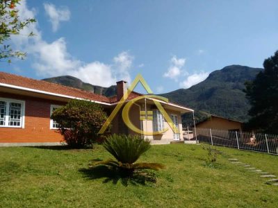Casa, 4 quartos, 362 m² - Foto 1