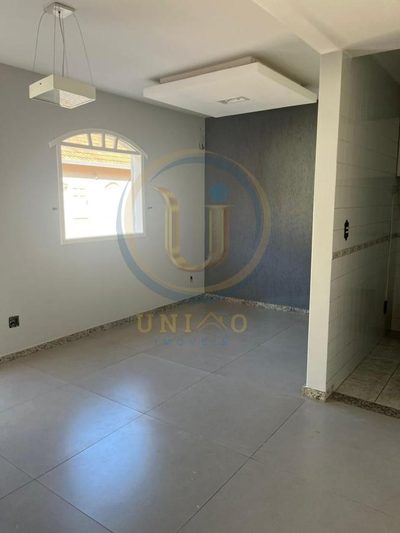 Casa, 3 quartos, 90 m² - Foto 2