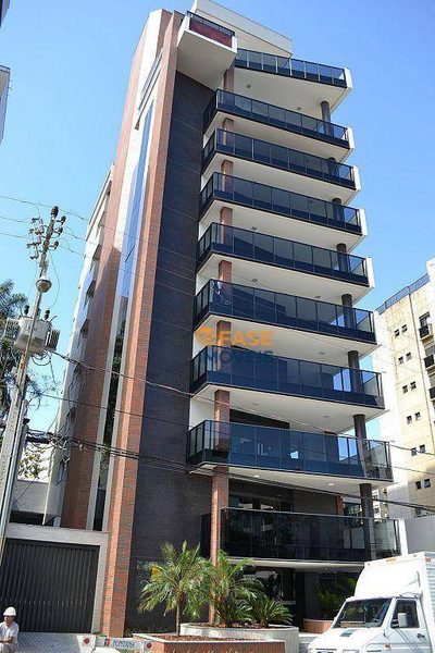 Apartamento, 3 quartos, 215 m² - Foto 1