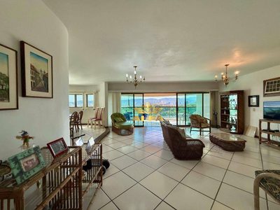 Apartamento, 3 quartos, 224 m² - Foto 1