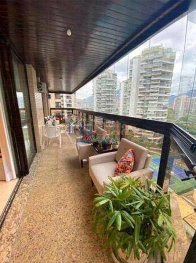 Apartamento, 3 quartos, 160 m² - Foto 2