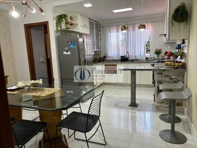 Sobrado, 4 quartos, 240 m² - Foto 5