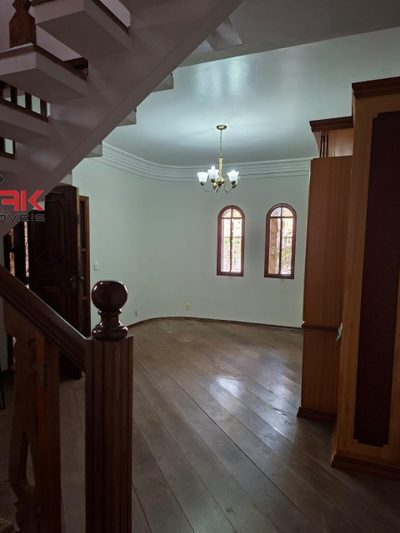 Casa, 3 quartos, 255 m² - Foto 3