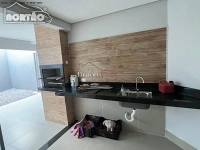 Casa, 2 quartos, 155 m² - Foto 3