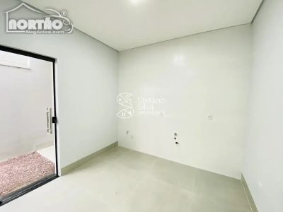 Casa, 3 quartos, 206 m² - Foto 4