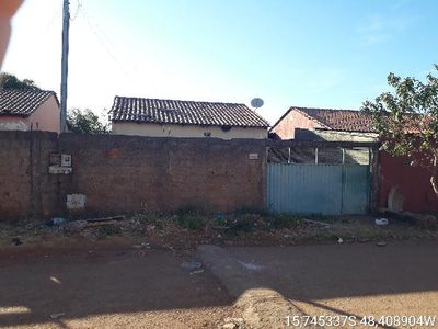 Casa, 2 quartos, 180 m² - Foto 1