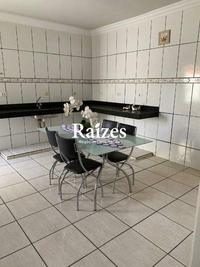 Casa, 3 quartos, 250 m² - Foto 5