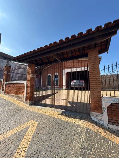 Casa, 3 quartos, 133 m² - Foto 1