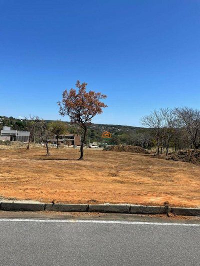 Loteamento e Condomínio, 2000 m² - Foto 2