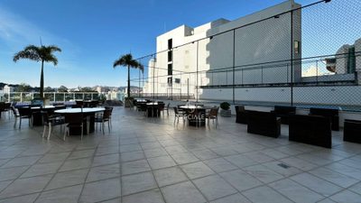 Cobertura, 3 quartos, 221 m² - Foto 4