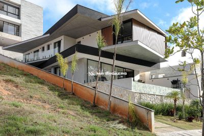 Sobrado, 4 quartos, 394 m² - Foto 1