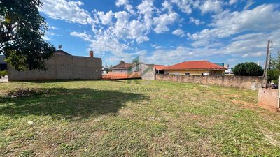 Loteamento e Condomínio, 212 m² - Foto 1