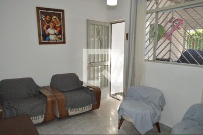 Casa, 3 quartos, 200 m² - Foto 1