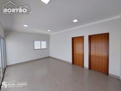 Casa, 3 quartos, 133 m² - Foto 4
