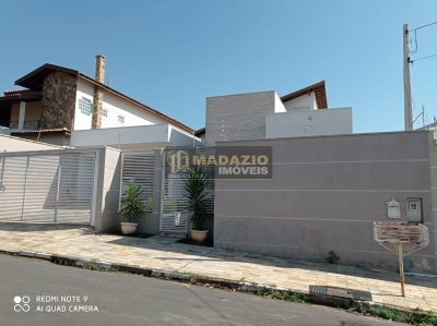 Casa, 3 quartos, 270 m² - Foto 2