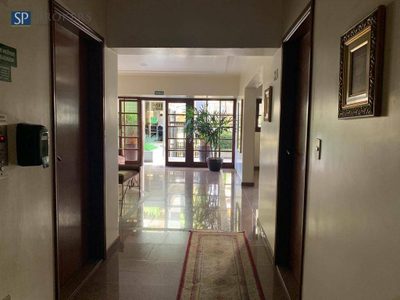 Apartamento, 3 quartos, 172 m² - Foto 2