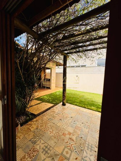 Casa, 3 quartos, 208 m² - Foto 3