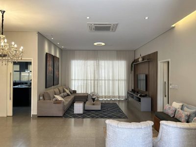 Casa, 5 quartos, 325 m² - Foto 2