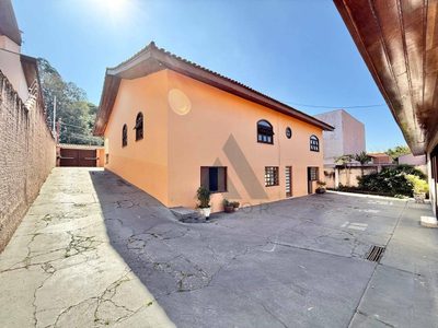 Casa, 5 quartos, 450 m² - Foto 1