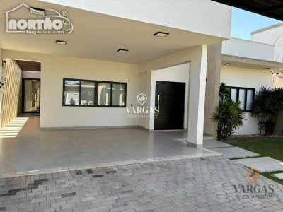 Casa, 2 quartos, 256 m² - Foto 1