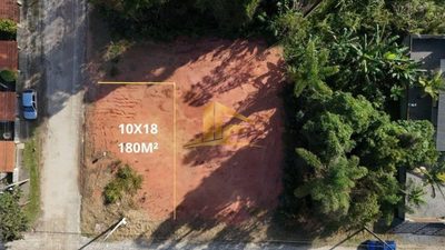 Terreno, 180 m² - Foto 1