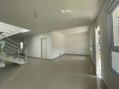 Casa, 3 quartos, 252 m² - Foto 3